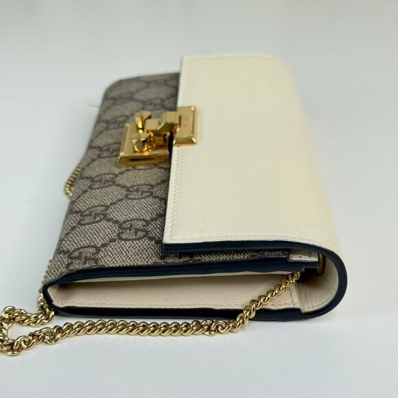 Gucci GG Logo Supreme Padlock Shoulder Bag White & Beige with Gold Hardware - Picture 3 of 8
